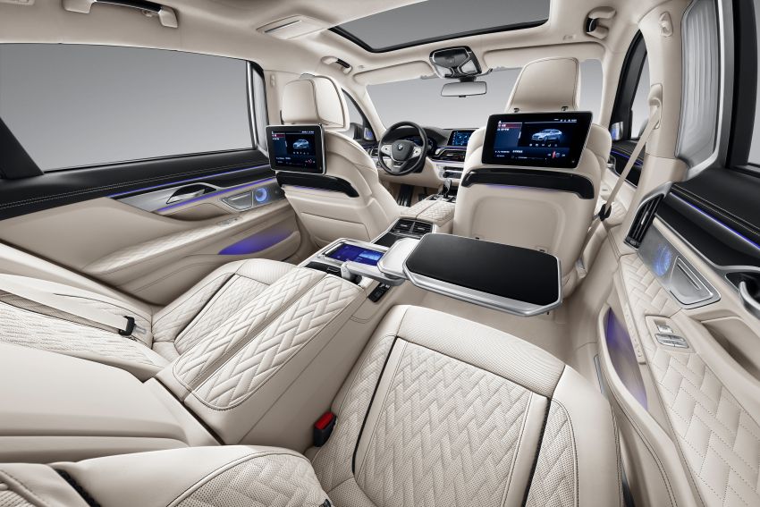 Nội thất sang trọng b&ecirc;n trong BMW 7 Series Two-Tone