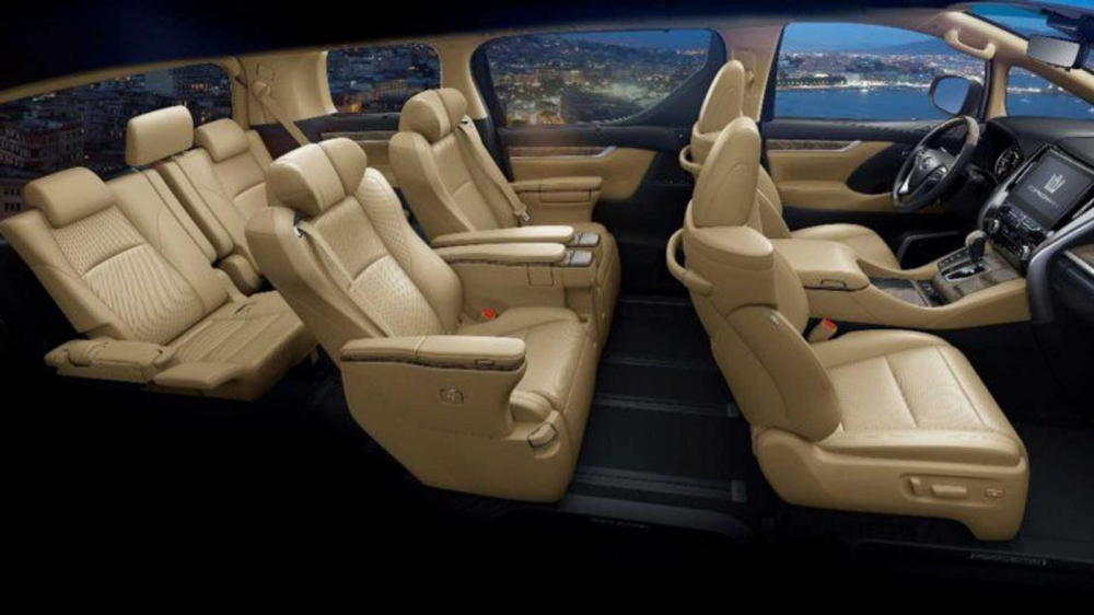 Bố cục ghế ngồi của Toyota Crown Vellfire