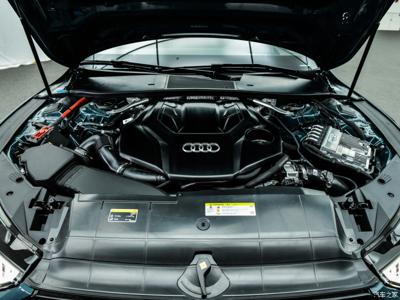 Động cơ của Audi A7L 2021