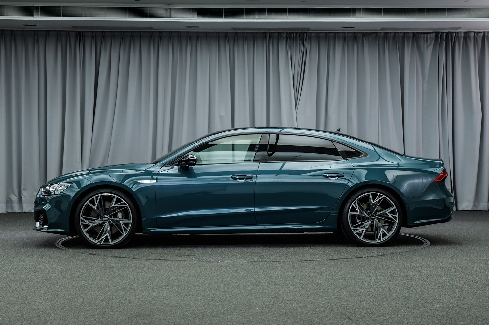 Audi A7L 2021 d&agrave;i hơn 100 mm so với A7 Sportback