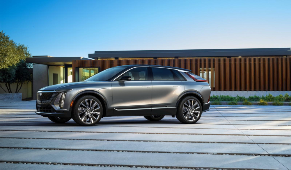 Cadillac Lyriq 2023 c&oacute; k&iacute;ch thước lớn