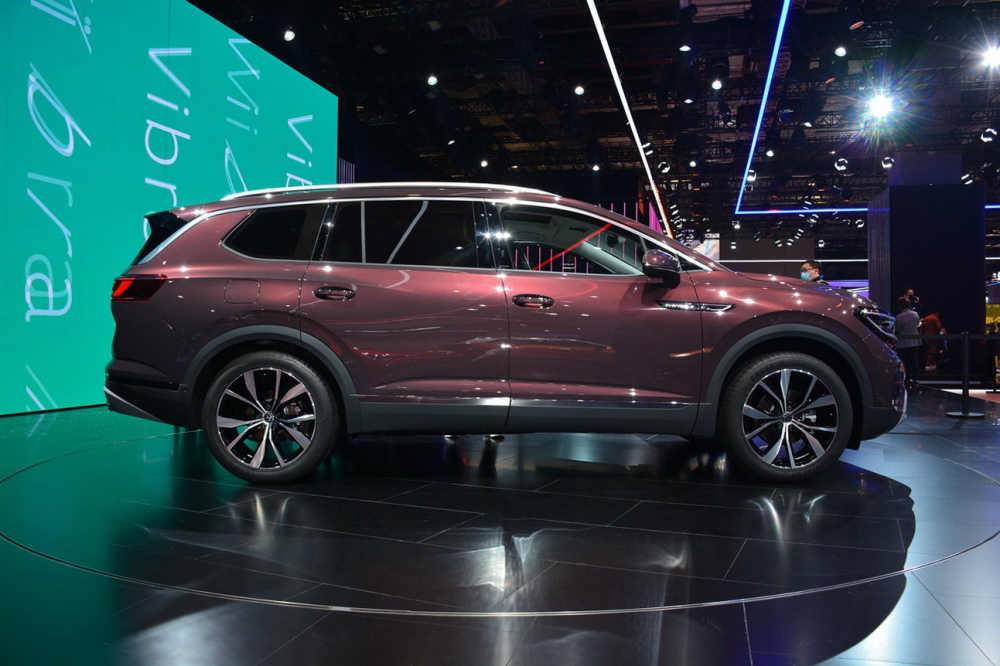 Volkswagen Talagon c&oacute; k&iacute;ch thước lớn