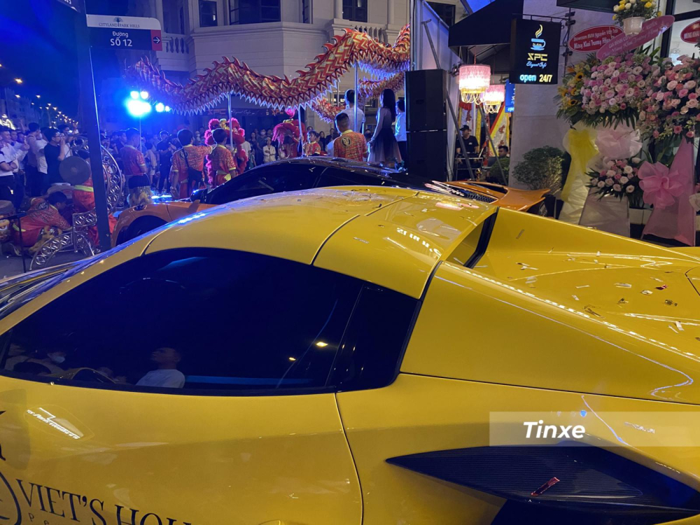 Ferrari F8 Spider này đã được độ lại công suất
