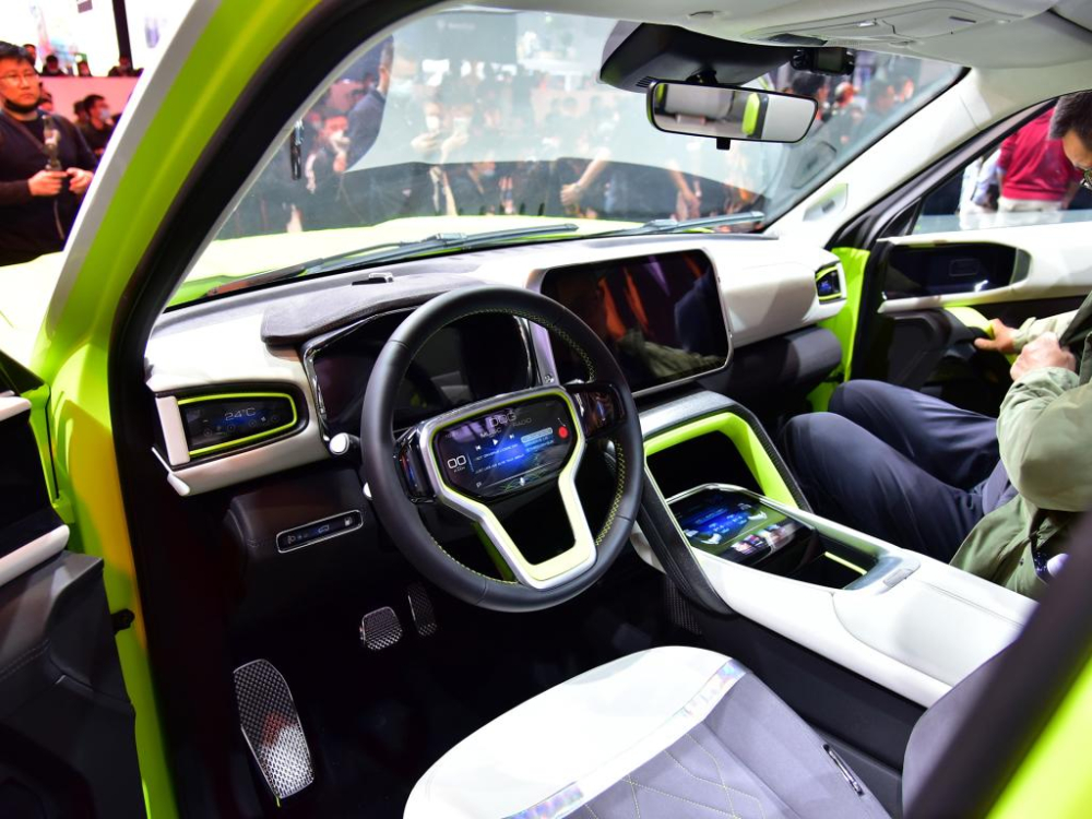 Haval X Dog c&oacute; &iacute;t nhất 6 m&agrave;n h&igrave;nh trong xe