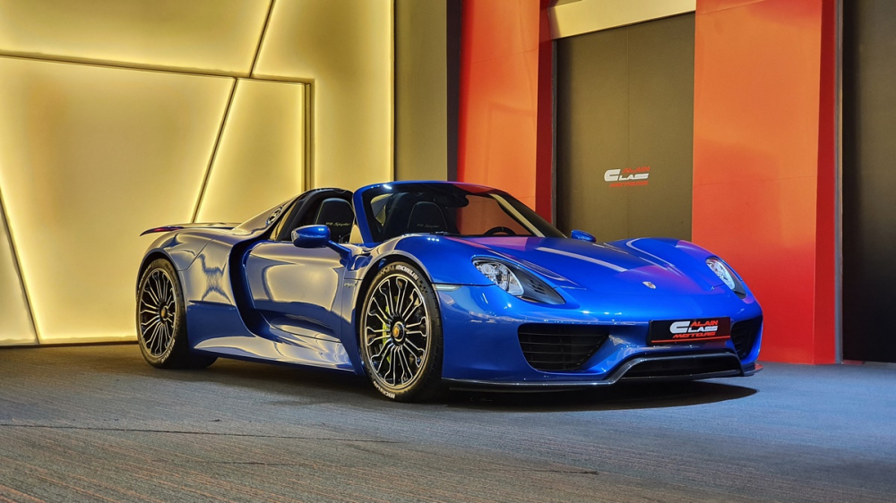 Sắp tới, Việt Nam sẽ có thêm 1 chiếc Porsche 918 Spyder nhưng không rõ xe mang màu gì cũng như trang bị đi kèm