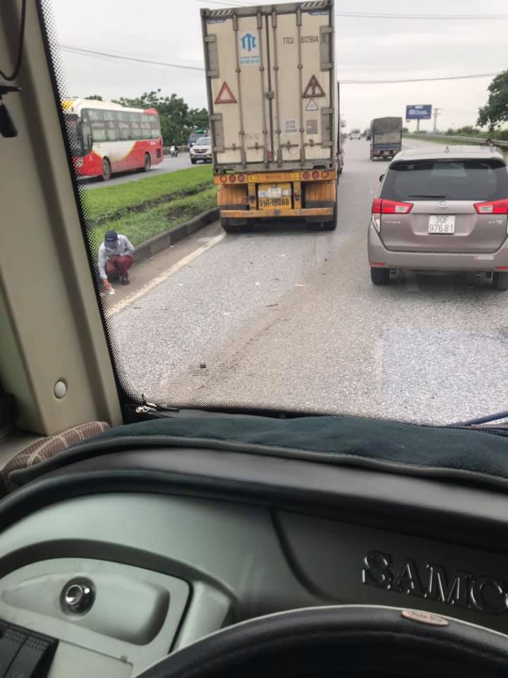 Chiếc xe container tại hiện trường vụ tai nạn