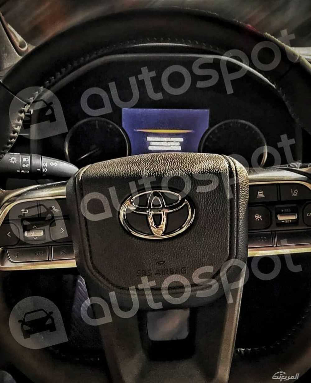 Bảng đồng hồ của Toyota Land Cruiser 2022