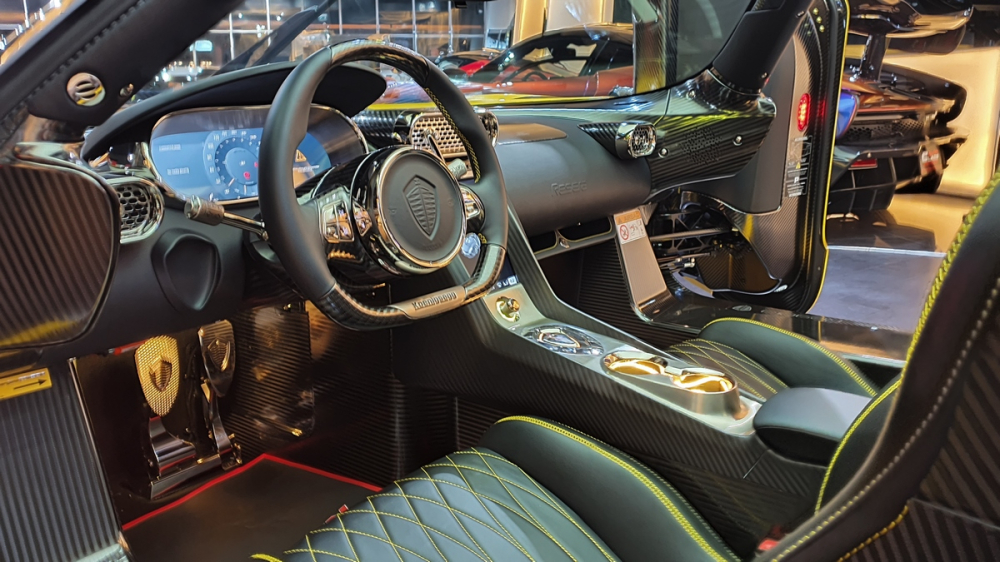 Nội thất si&ecirc;u xe Koenigsegg Regera