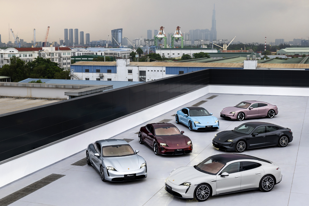 Porsche Taycan được bàn giao tại Việt Nam