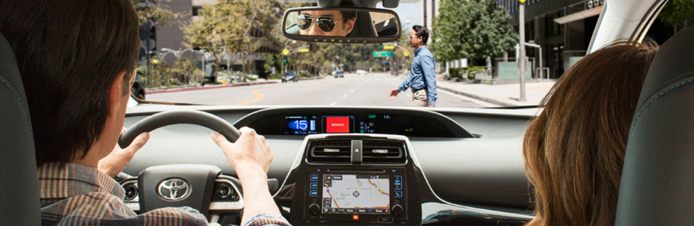 Cảnh b&aacute;o va chạm