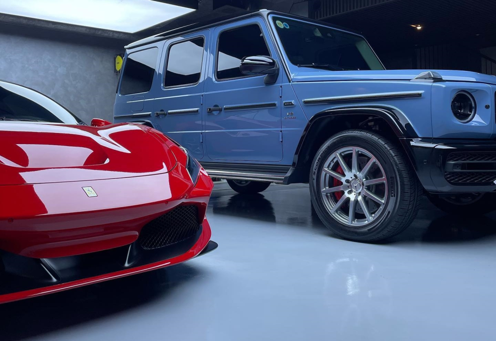 Mercedes-AMG G63 cùng siêu xe Ferrari F8 Tributo của Cường Đô-la