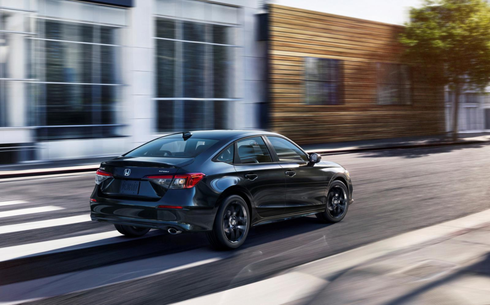 Honda Civic 2022 c&oacute; 10 t&uacute;i kh&iacute; v&agrave; hệ thống an to&agrave;n Honda Sensing