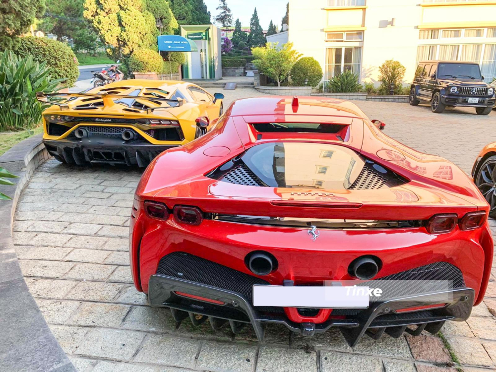 Ferrari SF90 Stradale có tổng công suất 986 mã lực