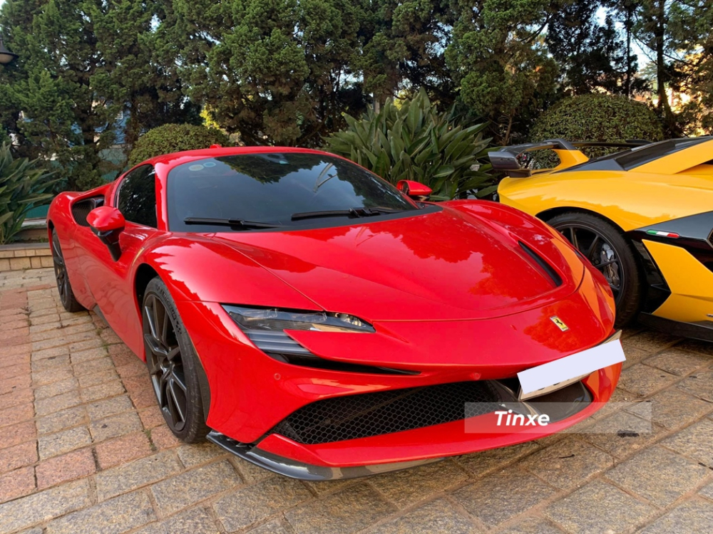 Chiếc siêu xe Ferrari SF90 Stradale mới được chủ nhân hoàn thành các thủ tục đăng ký biển số