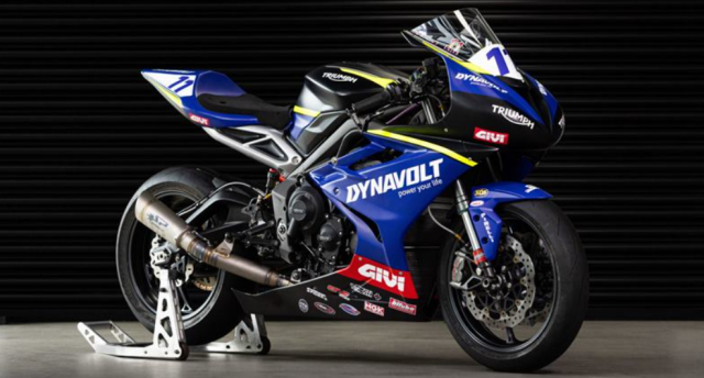 Xe đua thế hệ mới Triumph Daytona 765 của giải BSB
