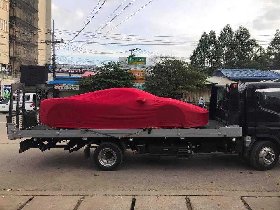 Có thể xe được đưa về Campuchia làm các thủ tục để tiếp tục lăn bánh ở Thái Lan