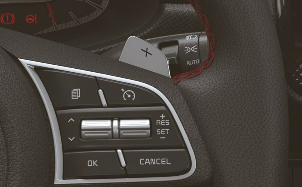 Kia Sonet 2021 bản số tự động có thêm lẫy chuyển số thể thao sau vô lăng Kia Sonet 2021 bản số tự động có thêm lẫy chuyển số thể thao sau vô lăng