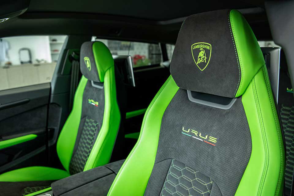 Nội thất siêu SUV Lamborghini Urus Pearl Capsule mới về Campuchia Nội thất siêu SUV Lamborghini Urus Pearl Capsule mới về Campuchia