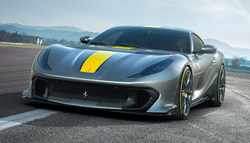 Cận cảnh thiết kế đầu xe của Ferrari 812 Competizione