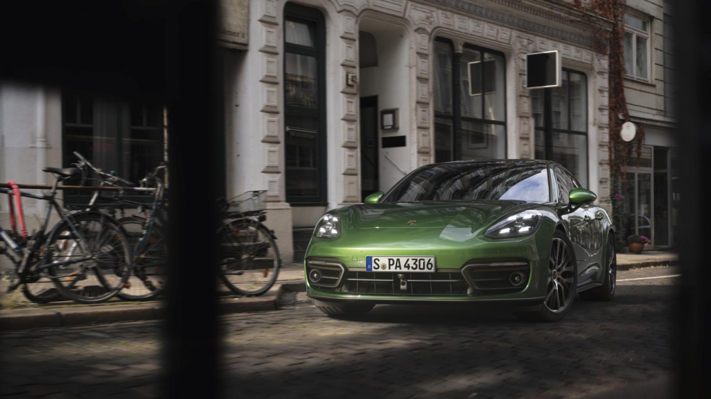 Giá xe Porsche Panamera Giá xe Porsche Panamera