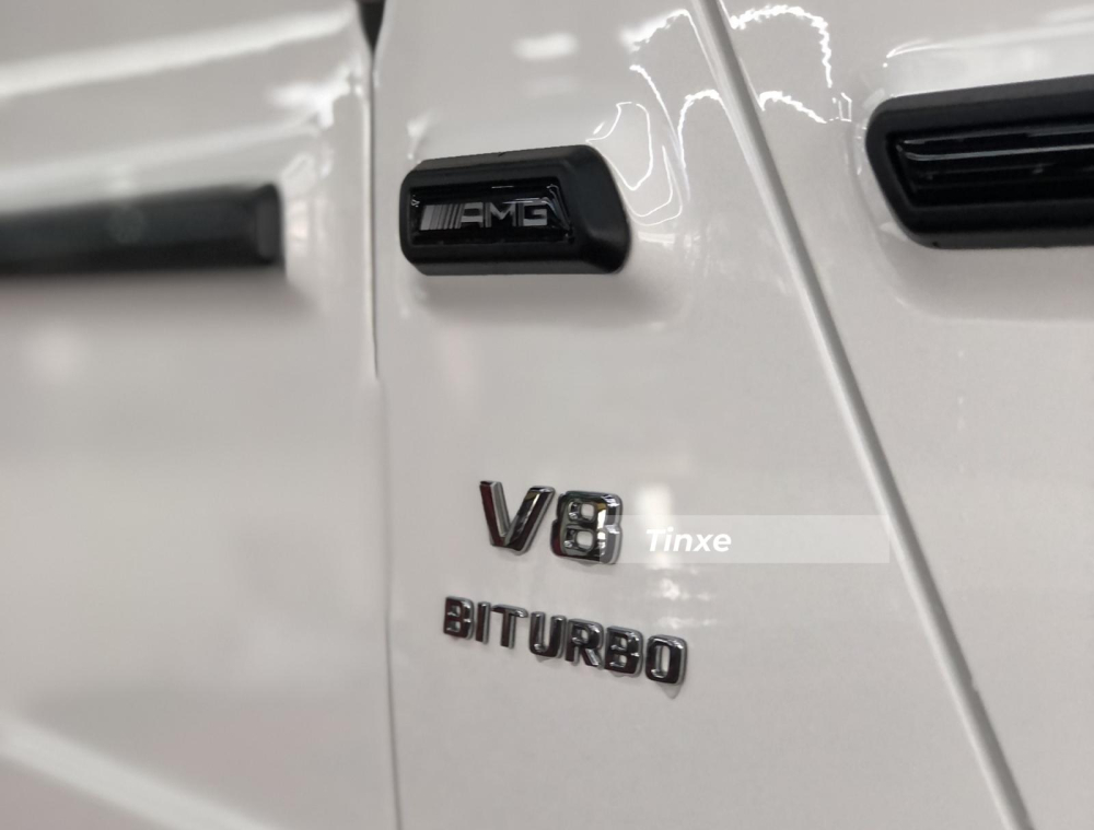 Mercedes-AMG G63 của Sơn T&ugrave;ng M-TP được trang bị khối động cơ xăng V8, tăng &aacute;p k&eacute;p, dung t&iacute;ch 4.0 l&iacute;t