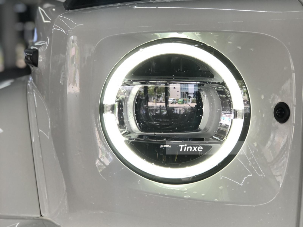 Đ&egrave;n pha LED cải tiến thiết kế của Mercedes-AMG G63