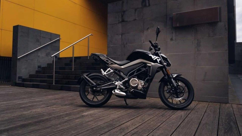 CFMoto 300NK