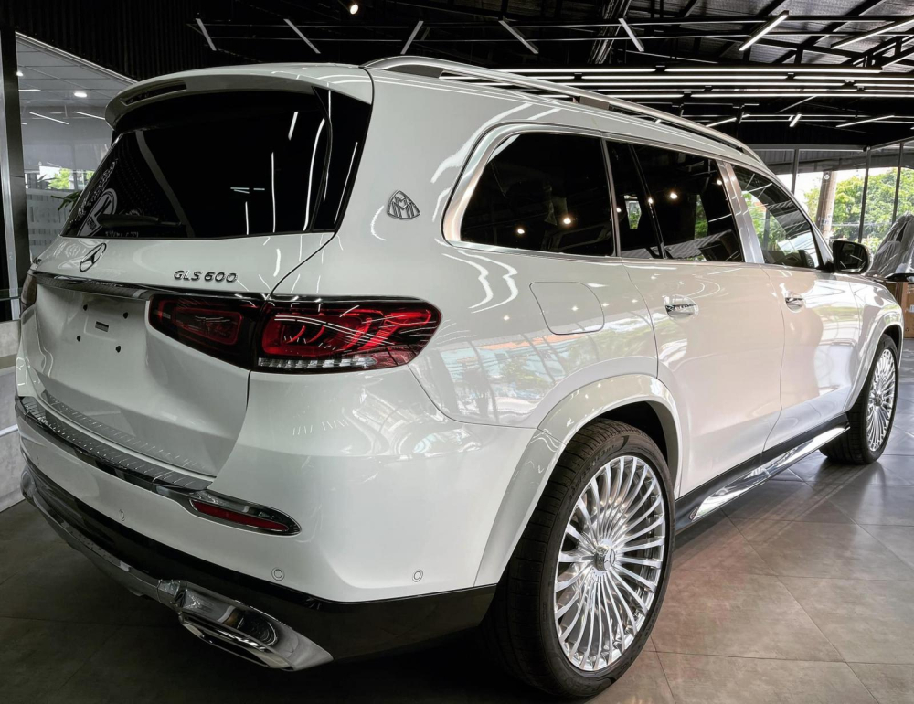 Thiết kế đuôi xe của Mercedes-Maybach GLS 600 Thiết kế đuôi xe của Mercedes-Maybach GLS 600