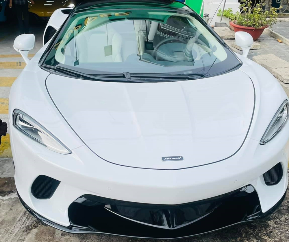 Cận cảnh diện mạo si&ecirc;u xe McLaren GT đầu ti&ecirc;n về Việt Nam