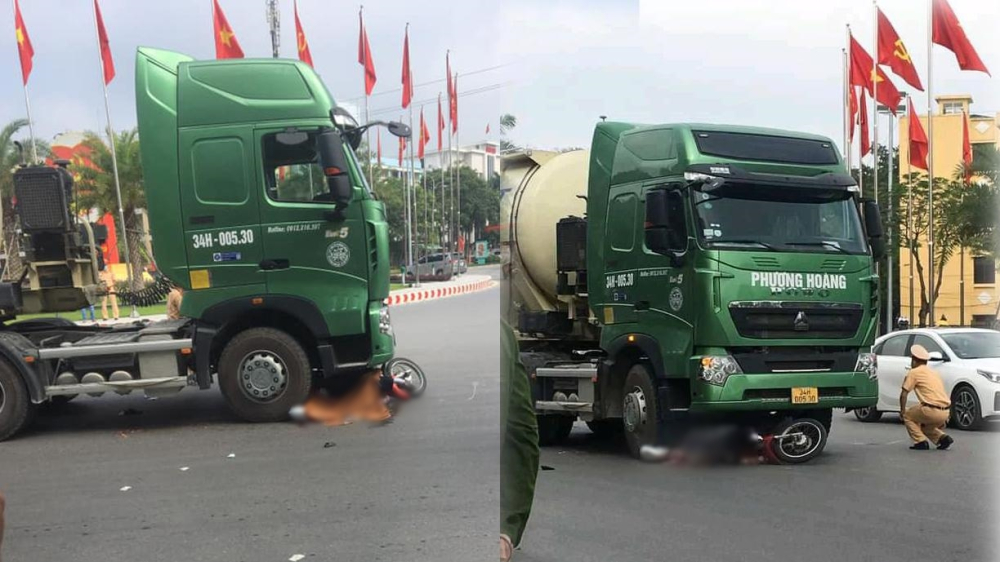 Chiếc xe m&aacute;y c&ugrave;ng nạn nh&acirc;n xấu số bị cuốn v&agrave;o gầm xe bồn
