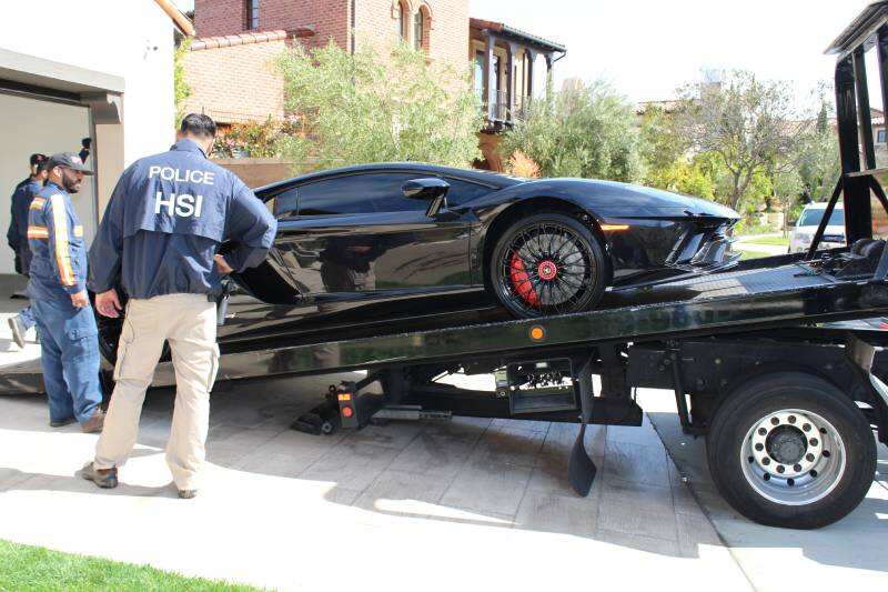 Lamborghini Aventador S