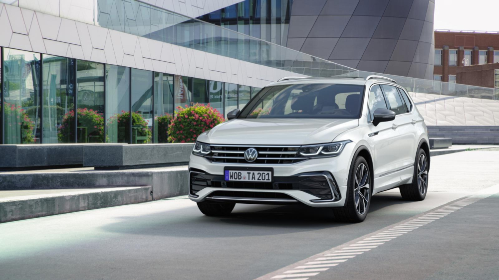 Volkswagen Tiguan Allspace 2021 trình làng