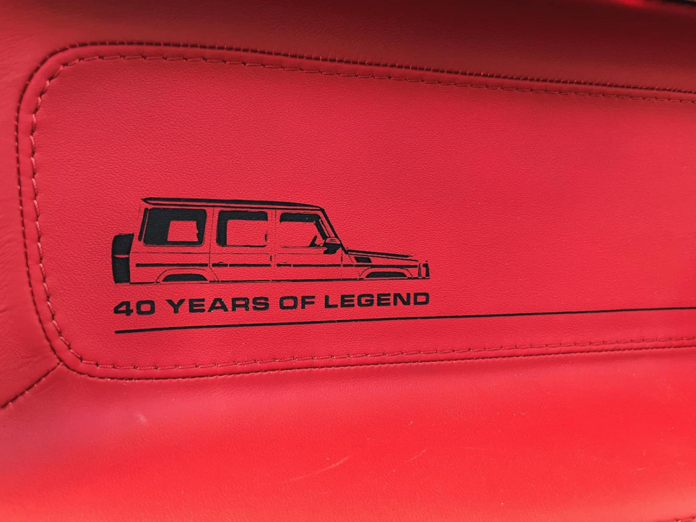 Điểm nhận biết rất th&uacute; vị của SUV hạng sang Mercedes-AMG G63 40th Years Of Legend đến từ nh&agrave; độ Carlex Design