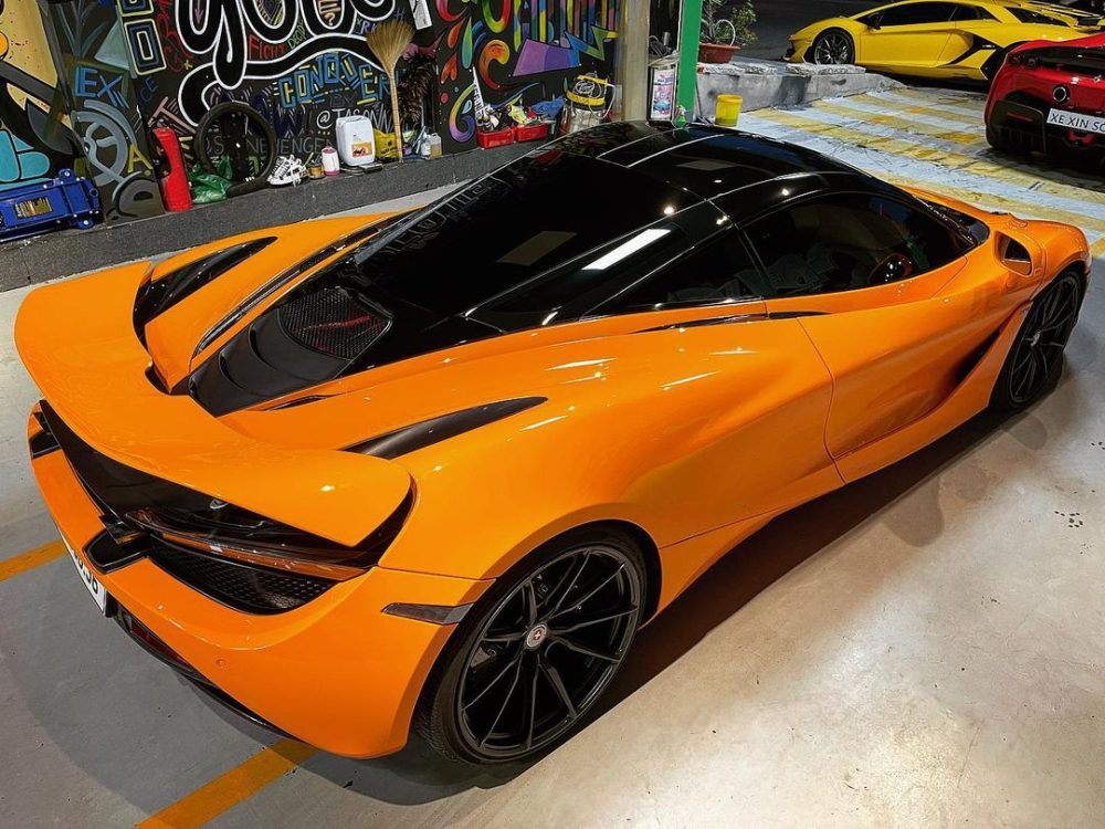 McLaren 720S này từng chung nhà với Ferrari SF90 Stradale, Lamborghini Aventador SVJ cùng nhiều siêu xe khủng khác McLaren 720S này từng chung nhà với Ferrari SF90 Stradale, Lamborghini Aventador SVJ cùng nhiều siêu xe khủng khác