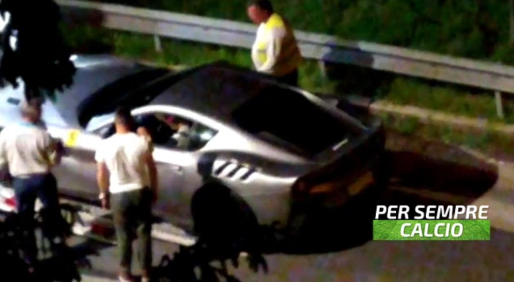 Chiếc Ferrari F12 TDF của Ronaldo