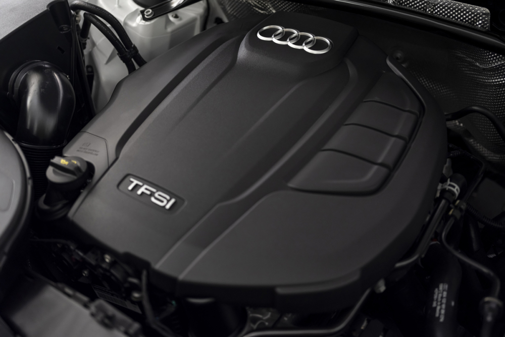 Khối động cơ 2.0L c&oacute; khả năng sản sinh c&ocirc;ng suất tới 245 m&atilde; lực của Audi Q5 2021 được t&iacute;ch hợp c&ocirc;ng nghệ Mild Hybrid.