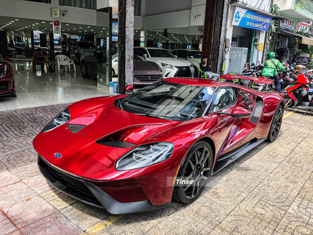 Ford GT có thời gian tăng tốc 0-100 km/h chỉ 3,1 giây