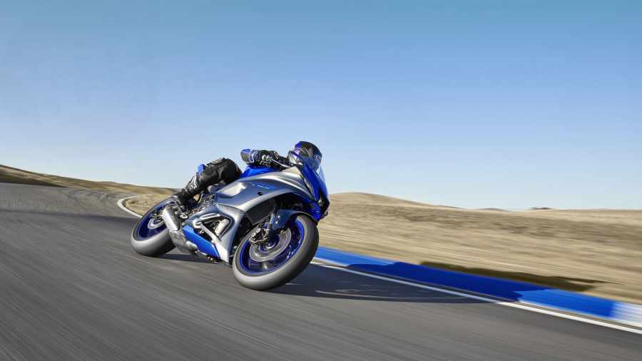 Thiết kế Yamaha R7 được thừa hưởng từ siêu mô tô Yamaha R1M