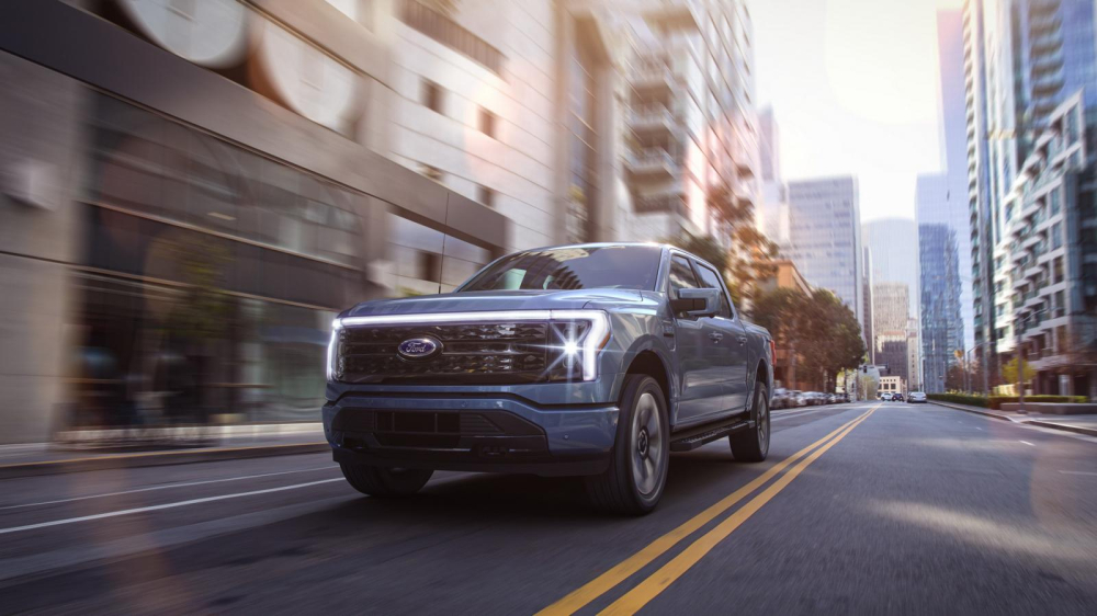 Ford F-150 Lightning 2022 ch&iacute;nh thức tr&igrave;nh l&agrave;ng tại thị trường Mỹ