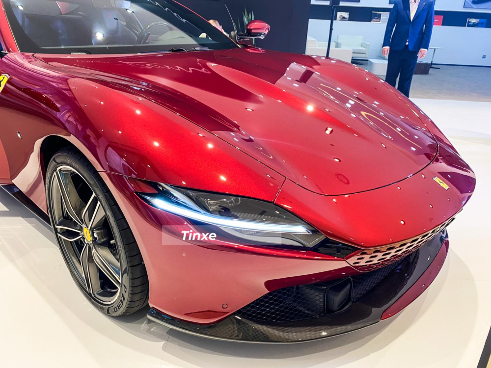 Màu sơn đỏ trên Ferrari là sự lựa chọn tuyệt vời cho các khách hàng khi mua xe Roma Màu sơn đỏ trên Ferrari là sự lựa chọn tuyệt vời cho các khách hàng khi mua xe Roma