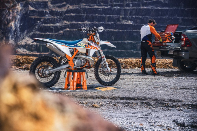 Xe c&agrave;o c&agrave;o KTM Enduro 2022 sẽ bao gồm 2 loại động cơ 2 th&igrave; v&agrave; 4 th&igrave;&nbsp;