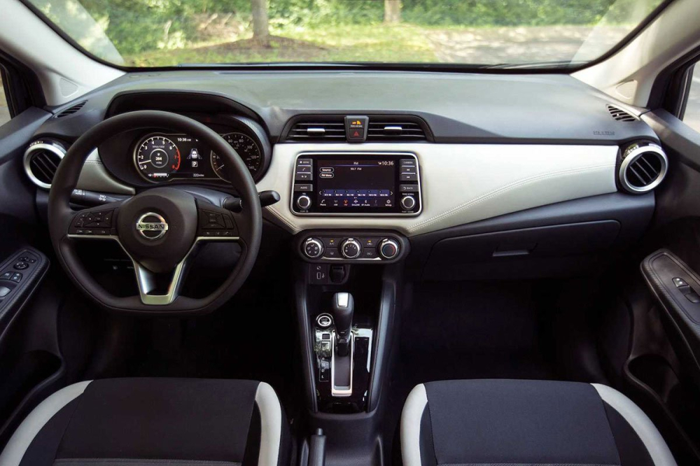 Nội thất của Nissan Almera 2021.