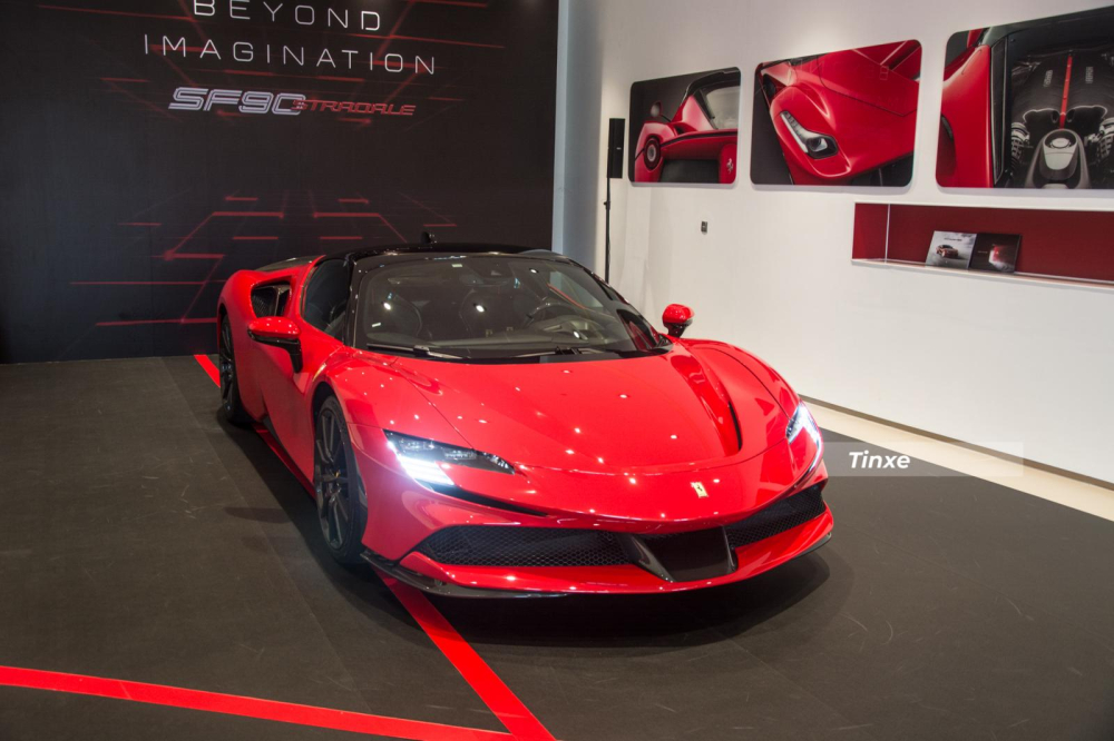 Có thể xem SF90 Stradale đang tạm lấp vào khoảng trống của LaFerrari để lại Có thể xem SF90 Stradale đang tạm lấp vào khoảng trống của LaFerrari để lại