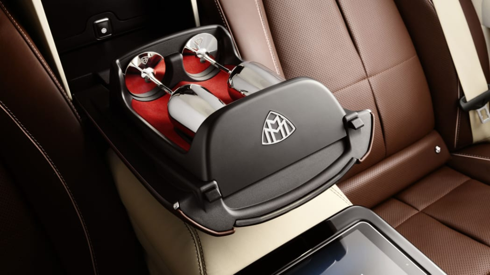 Giá xe Mercedes-Maybach GLS 600 Giá xe Mercedes-Maybach GLS 600