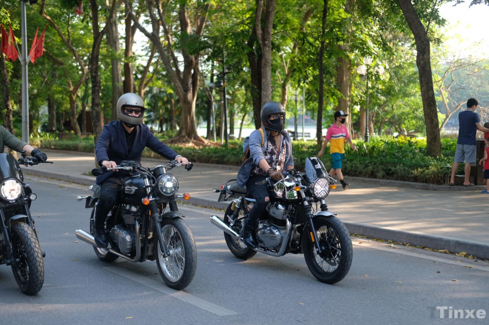 Di chuyển th&agrave;nh c&aacute;c nh&oacute;m nhỏ tại DGR H&agrave; Nội 2021