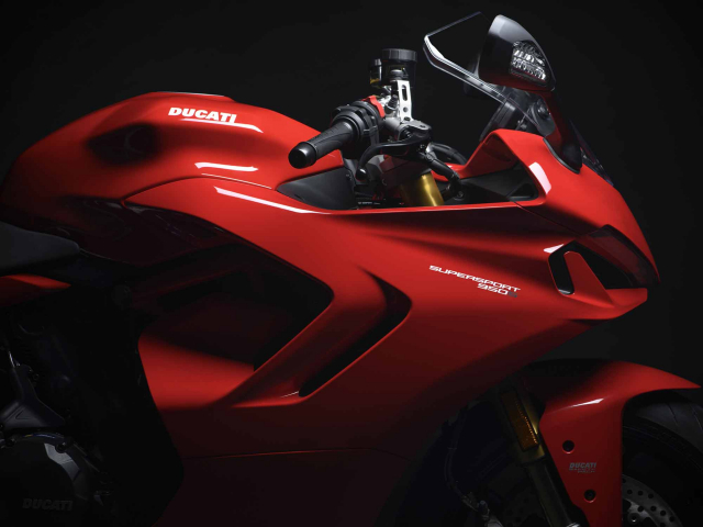 Ducati Supersport 950 2021