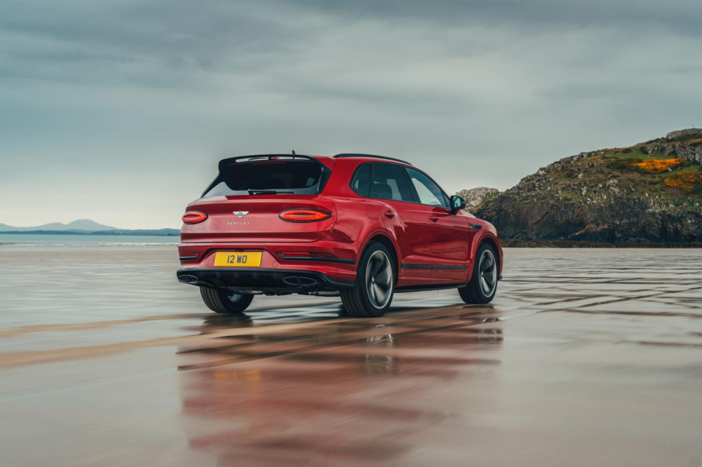 Bentley Bentayga S 2022 chưa được công bố giá