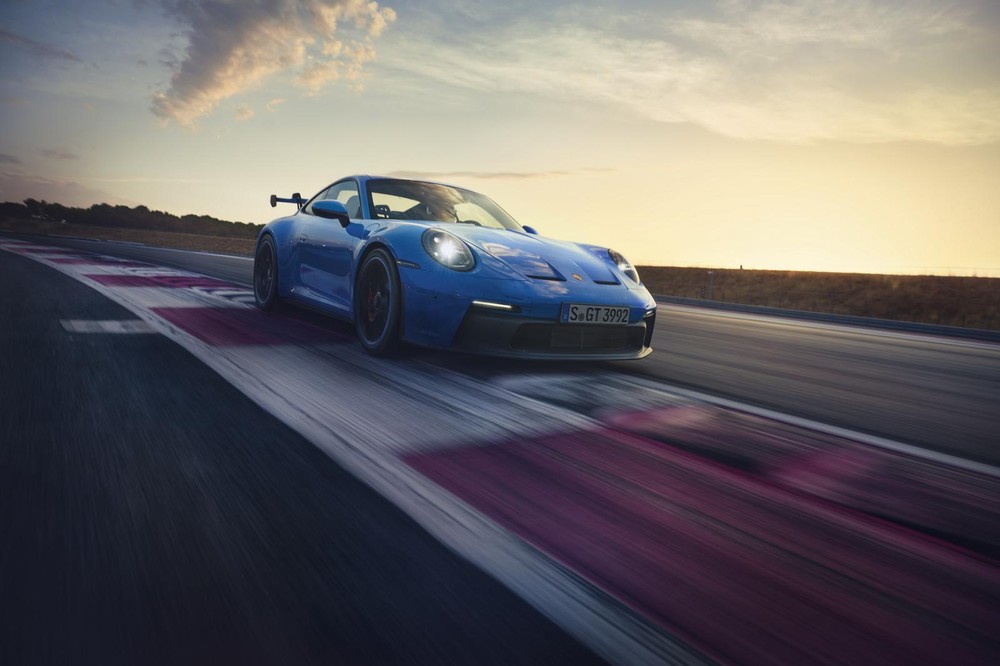 Porsche 911 GT3 2022 ra mắt thị trường Th&aacute;i Lan với gi&aacute; cao