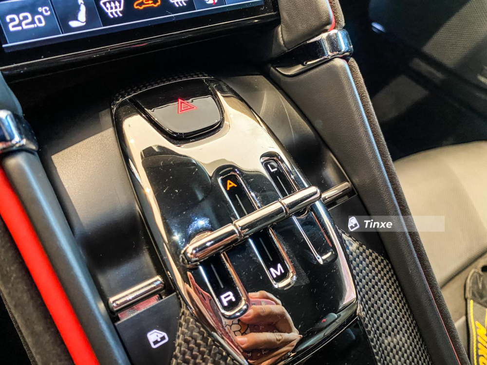 Các chế độ chạy của siêu xe Ferrari Roma được thiết kế cầu kỳ Các chế độ chạy của siêu xe Ferrari Roma được thiết kế cầu kỳ