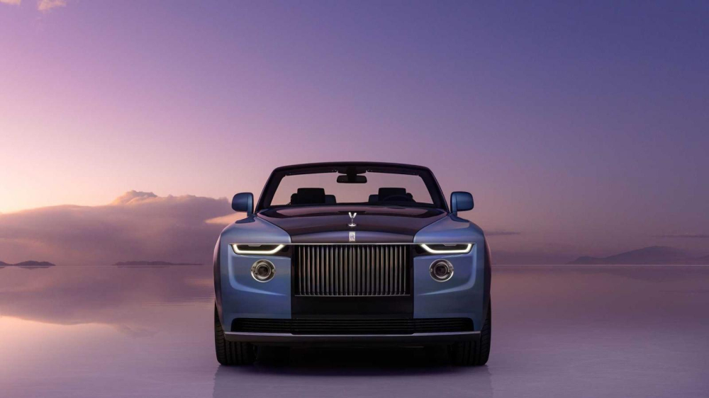 Rolls-Royce Boat Tail sơn 2 m&agrave;u xanh dương